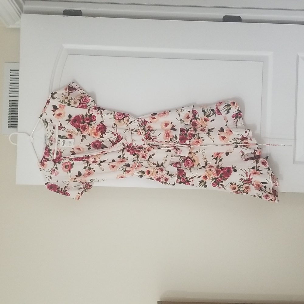 Medium, Charlotte russe, asymmetrical floral dress